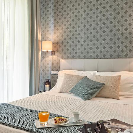 Hotel Lady Mary Milano Marittima Exterior photo