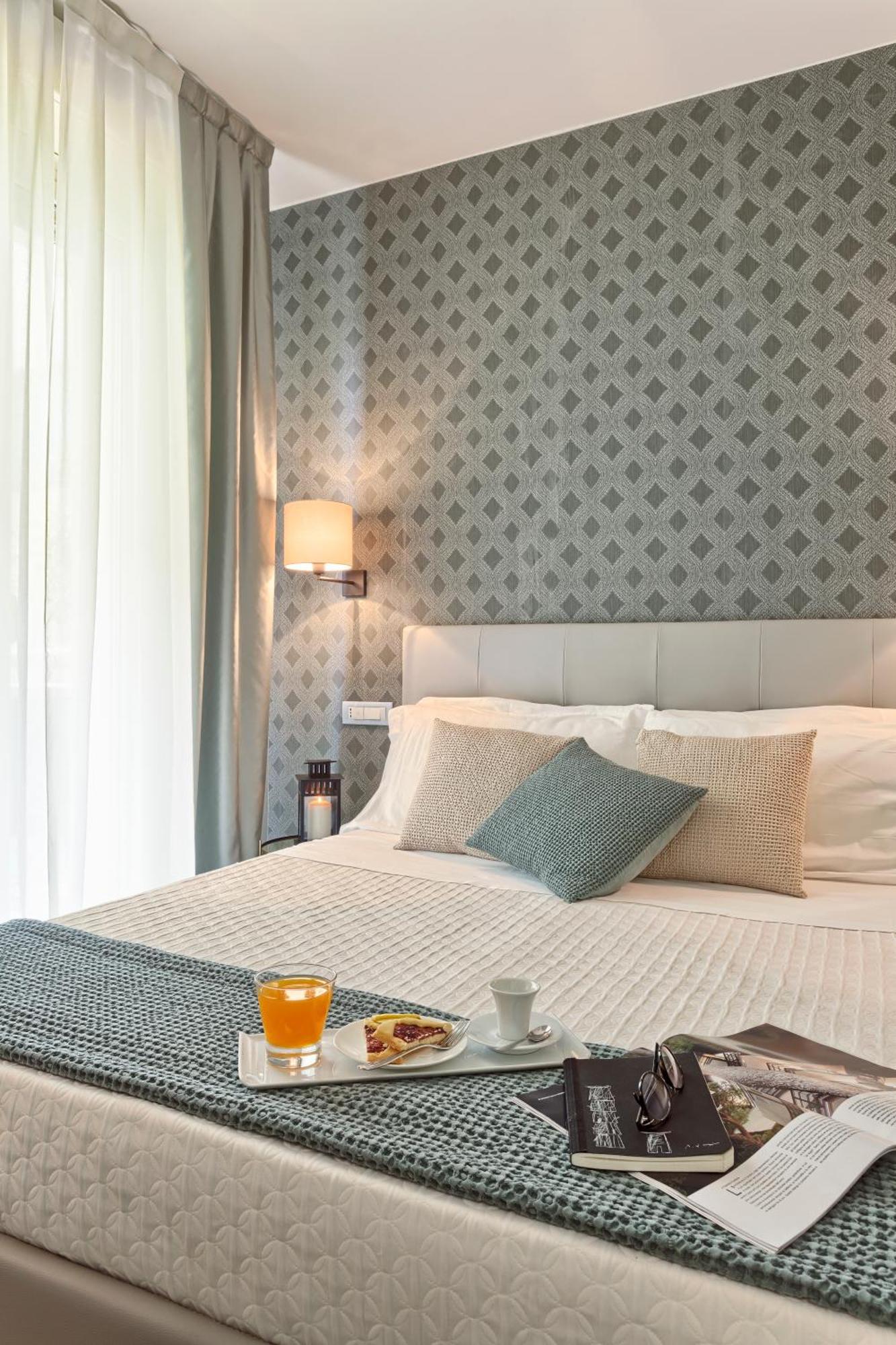 Hotel Lady Mary Milano Marittima Exterior photo