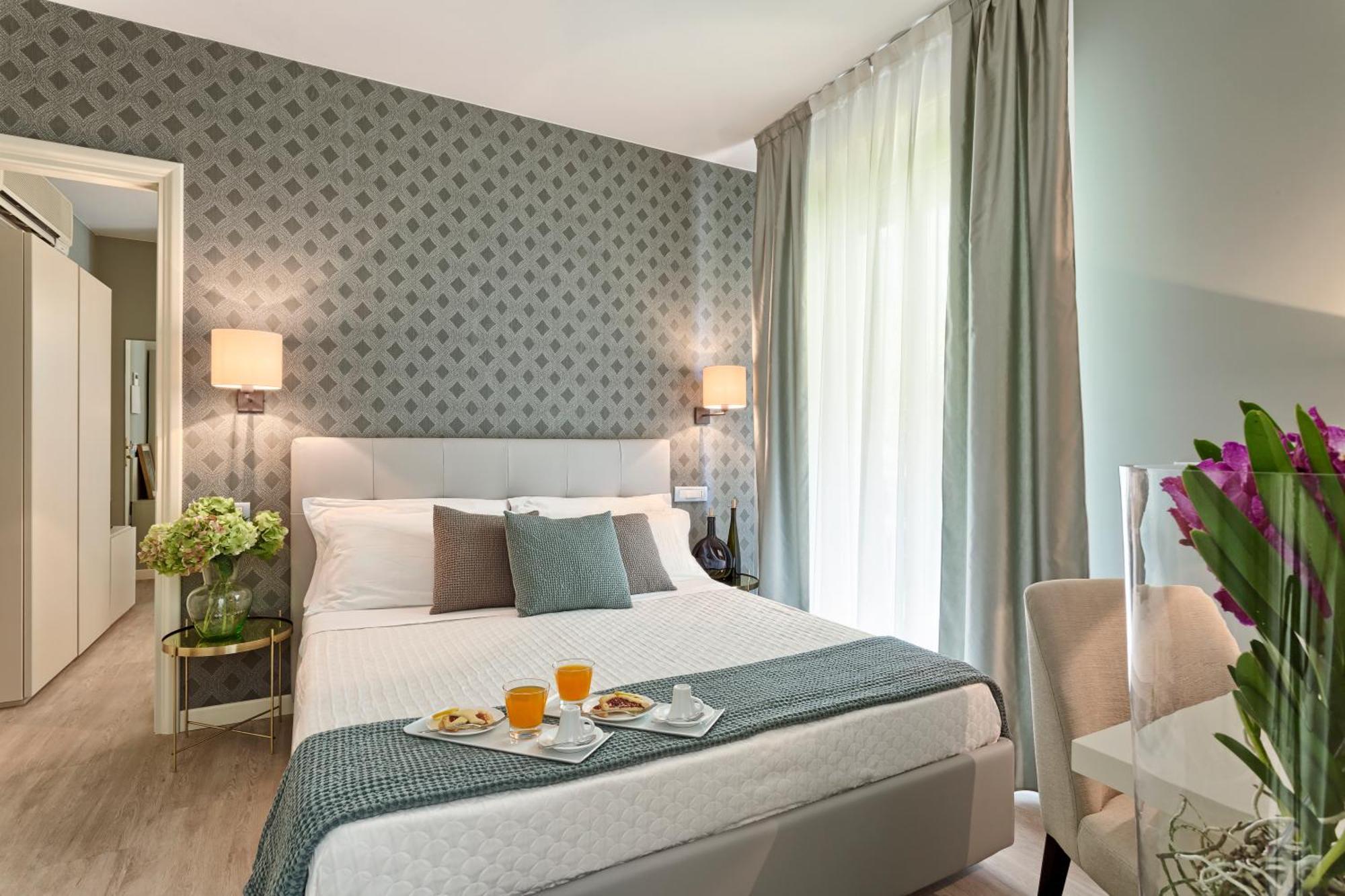 Hotel Lady Mary Milano Marittima Exterior photo